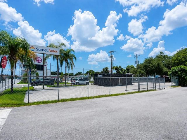 3100 Nw 27th Avenue, Miami