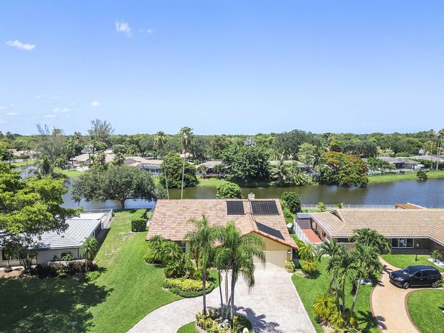 3 of 25 - 8719 Nw 1st Street, Coral Springs, FL