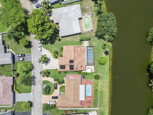 4 of 25 - 8719 Nw 1st Street, Coral Springs, FL