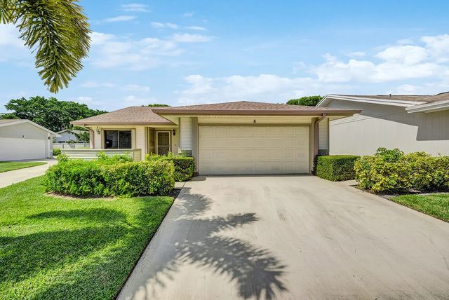 8 Eaton Place, Boynton Beach