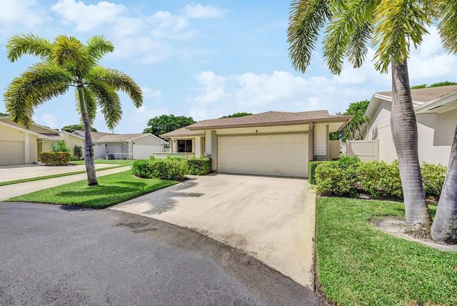 3 of 26 - 8 Eaton Place, Boynton Beach, FL