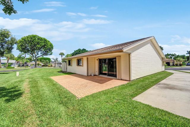 4 of 26 - 8 Eaton Place, Boynton Beach, FL