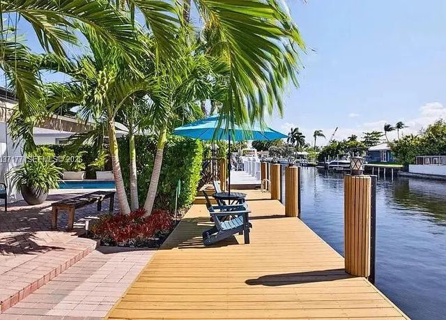 4 of 44 - 2125 Ne 17th Terrace, Wilton Manors, FL