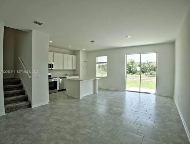 2 of 20 - 2837 Pierr, Davenport, FL
