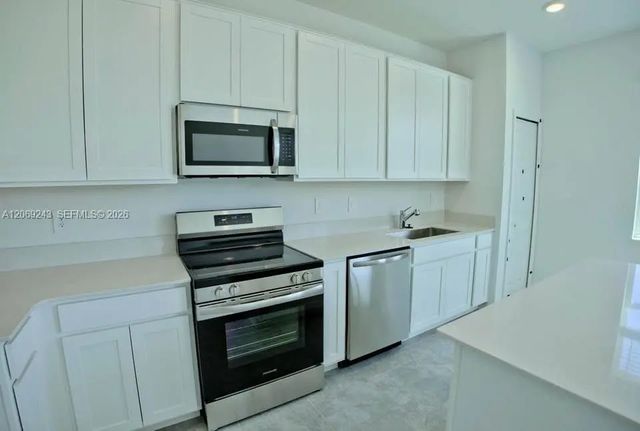 3 of 20 - 2837 Pierr, Davenport, FL