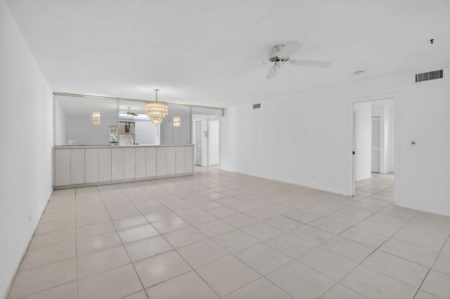 3 of 17 - 250 S Hollybrook Terrace #208, Pembroke Pines, FL