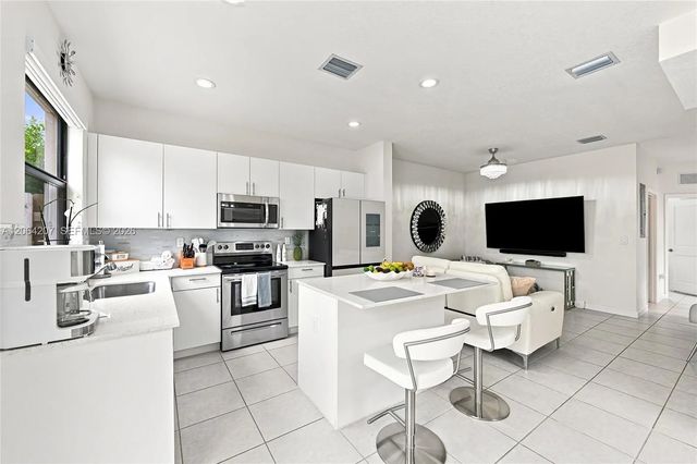 5 of 28 - 12957 Sw 232nd Lane, Homestead, FL