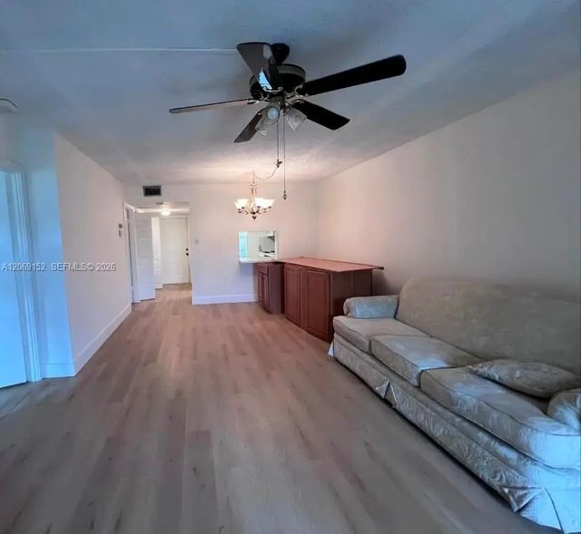 2 of 2 - 7400 Nw 4th Place #106, Margate, FL