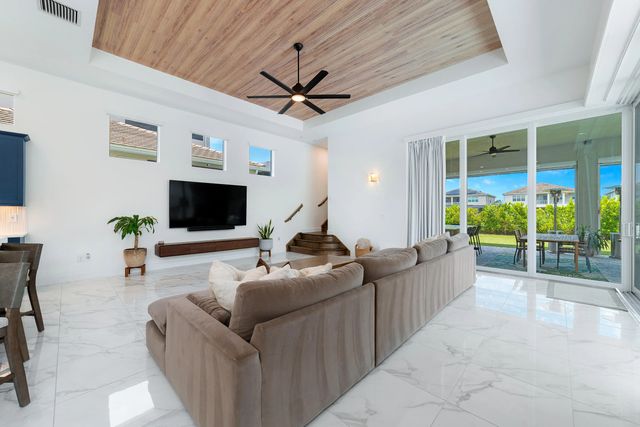 5 of 66 - 4560 Estates Circle, The Acreage, FL