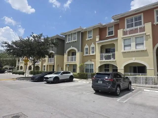 3 of 25 - 10855 Nw 88th Terrace #103, Doral, FL