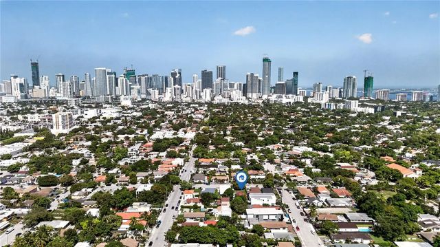 4 of 17 - 1128 Sw 11th Avenue, Miami, FL