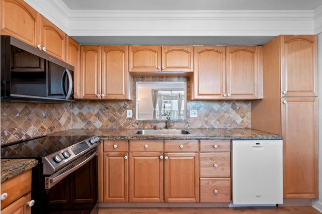 5 of 41 - 620 Ne 12th Avenue #602, Hallandale Beach, FL