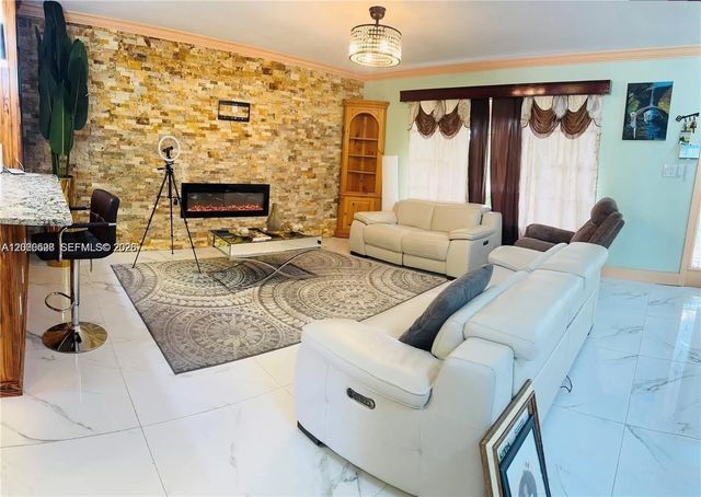 4 of 14 - 1230 Nw 74th Avenue, Plantation, FL