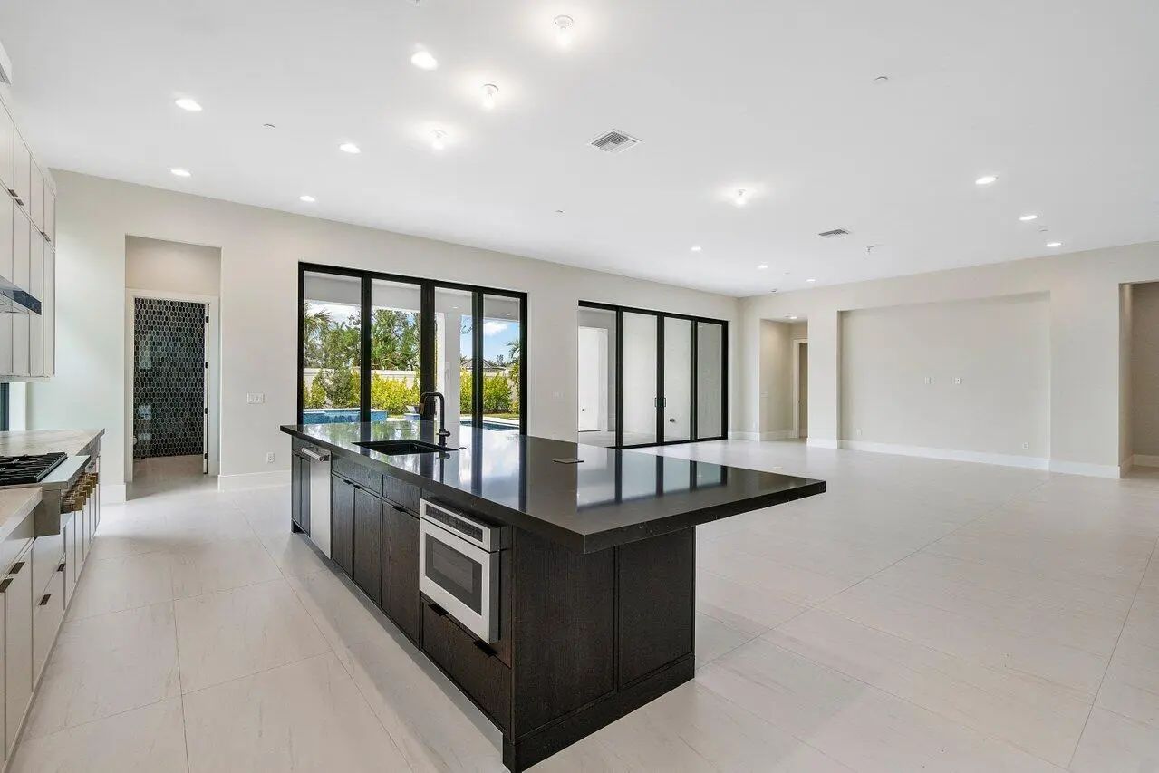 9148 Coral Isles Circle #{Lot 13}, Palm Beach Gardens, FL, 33412