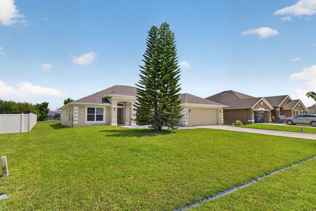 3 of 46 - 5852 Nw Ethel Court, Port St. Lucie, FL