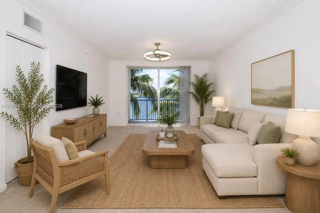 4 of 44 - 17100 N Bay Road #1407, Sunny Isles Beach, FL