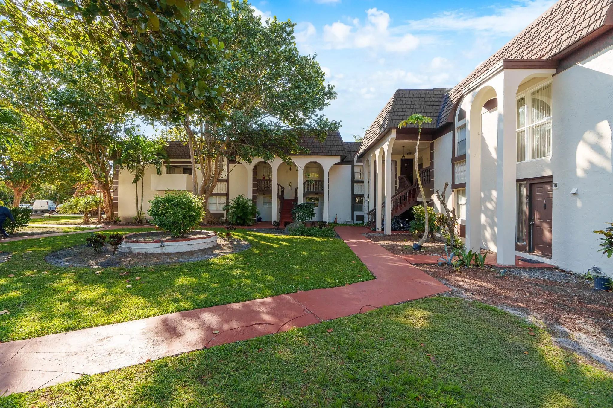 6181 Nw 57th Street #107, Tamarac