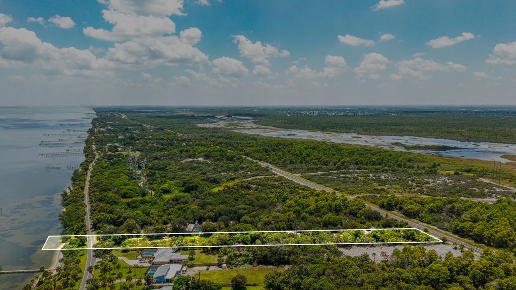 7507 S Indian River Drive, Fort Pierce