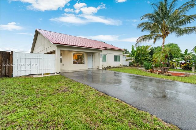 2 of 18 - 5677 Maypop Road, West Palm Beach, FL