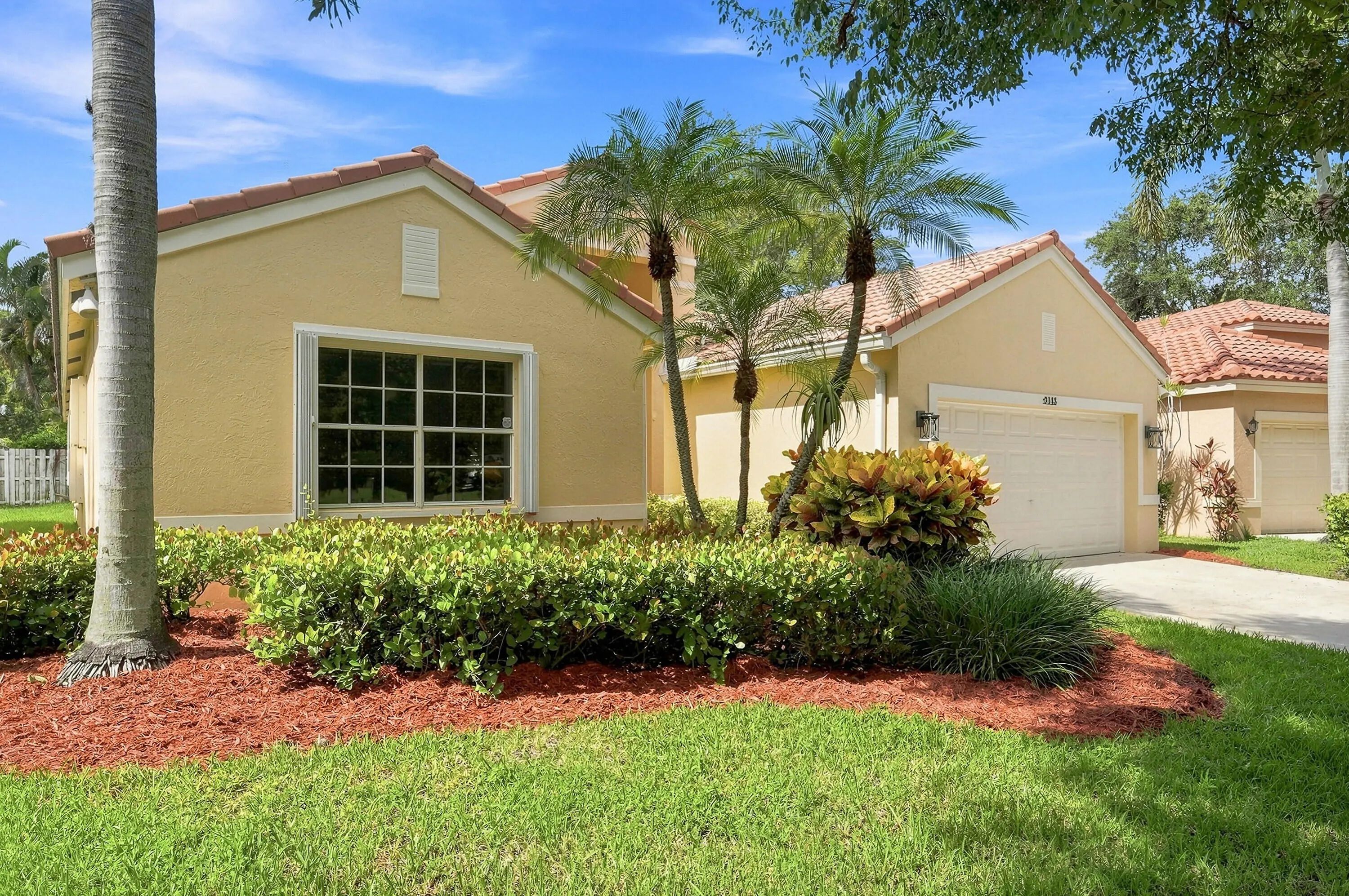 143 Cameron Court, Weston