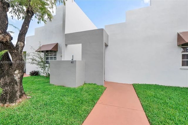2 of 19 - 10340 Sw 154th Place #41, Miami, FL