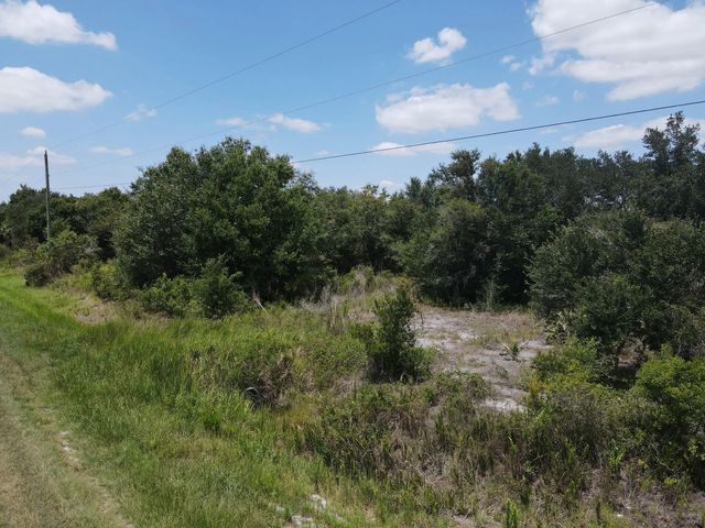 4 of 10 - 19096 Nw 302nd  Street, Okeechobee, FL