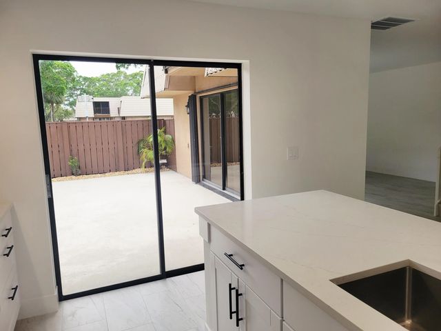 3 of 24 - 5428 54th Way, West Palm Beach, FL