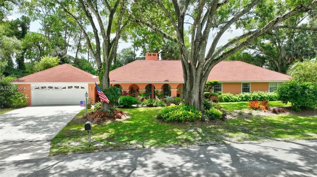 3 of 47 - 318 Fifth Avenue, Lehigh Acres, FL