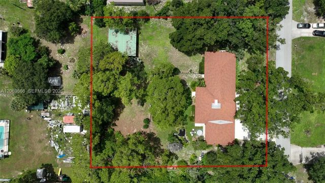 5 of 47 - 318 Fifth Avenue, Lehigh Acres, FL