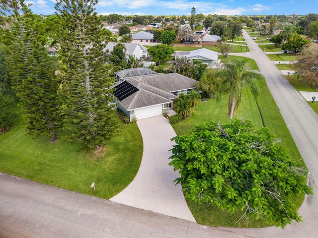 3 of 28 - 213 Sw Nativity Terrace, Port St. Lucie, FL