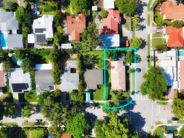 5 of 45 - 2470 Sw 23rd Avenue, Miami, FL