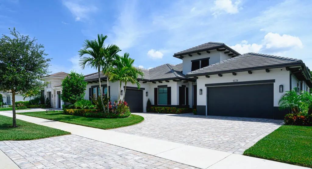 9228 Coral Isles Circle, Palm Beach Gardens