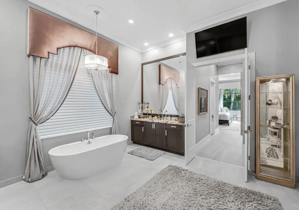 9228 Coral Isles Circle, Palm Beach Gardens, FL, 33412