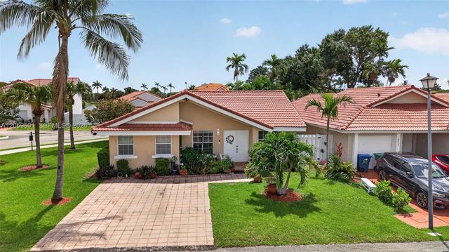 2 of 42 - 18847 Nw 83rd Place, Hialeah, FL