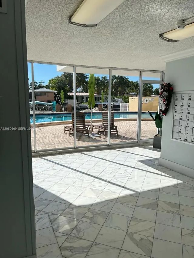 2020 Ne 135th Street #609, North Miami