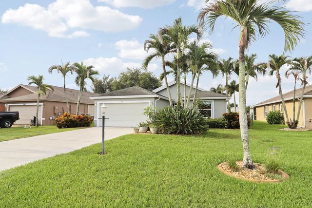 3 of 37 - 2696 Sw Marquis Terrace, Stuart, FL