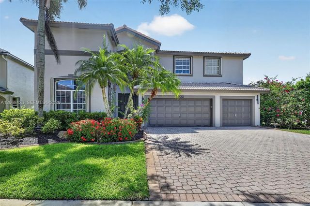 600 Sw 167th Way, Pembroke Pines