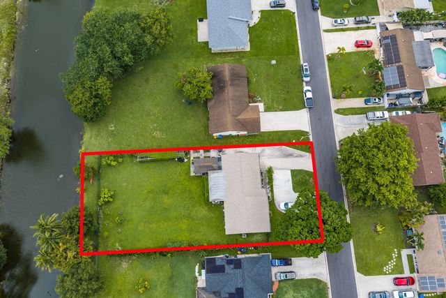 4 of 35 - 278 Sandpiper Avenue, Royal Palm Beach, FL