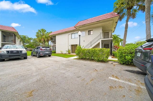 3 of 33 - 16257 Saddle Club Road #201, Weston, FL