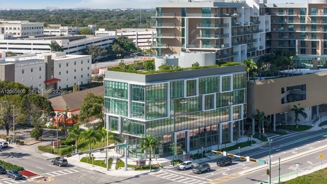 N/A, Aventura