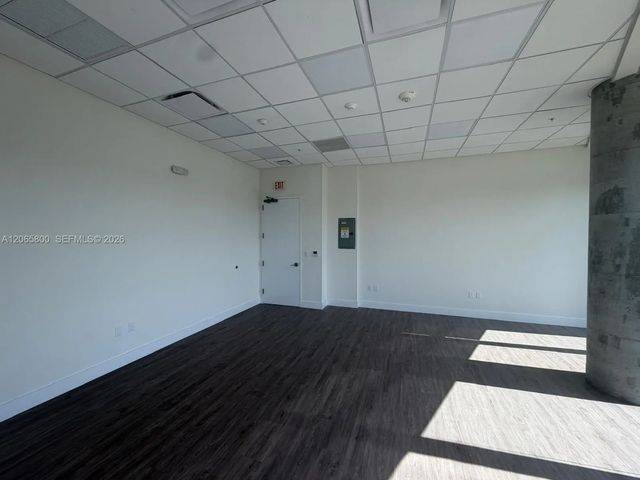 4 of 9 - N/A, Aventura, FL