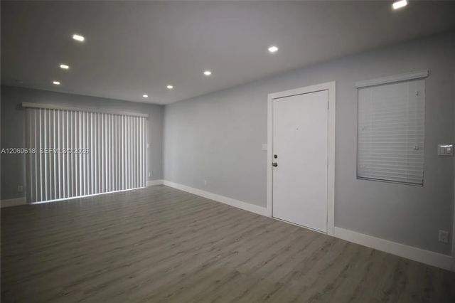 3 of 16 - 8701 Sw 141st Street #k6, Palmetto Bay, FL