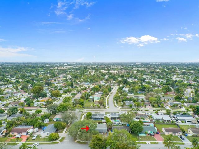 4 of 47 - 6500 Sw 16th Court, North Lauderdale, FL