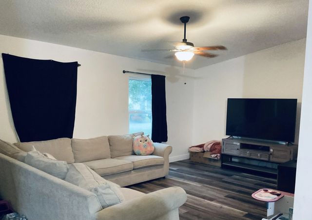 5 of 27 - 5266 Harwood Lane, Lake Worth, FL