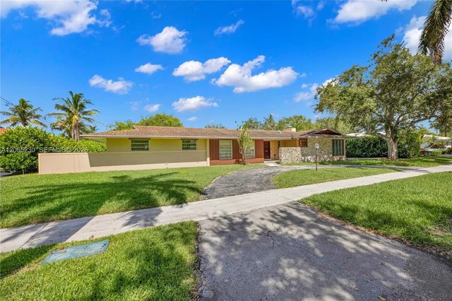11800 Sw 72nd Avenue, Pinecrest