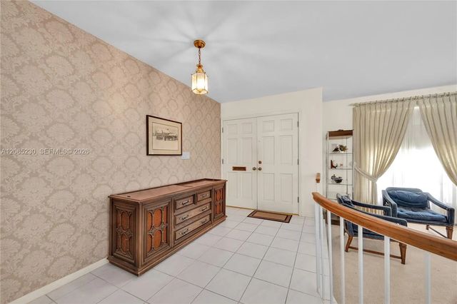 4 of 41 - 11800 Sw 72nd Avenue, Pinecrest, FL