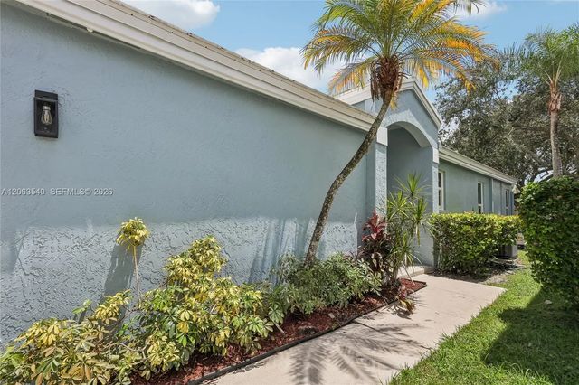 5 of 63 - 9613 Nw 8th Circle, Plantation, FL