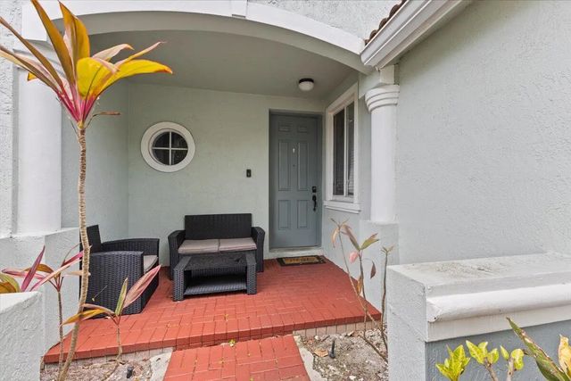 5 of 43 - 2227 Oakmont Drive, Riviera Beach, FL