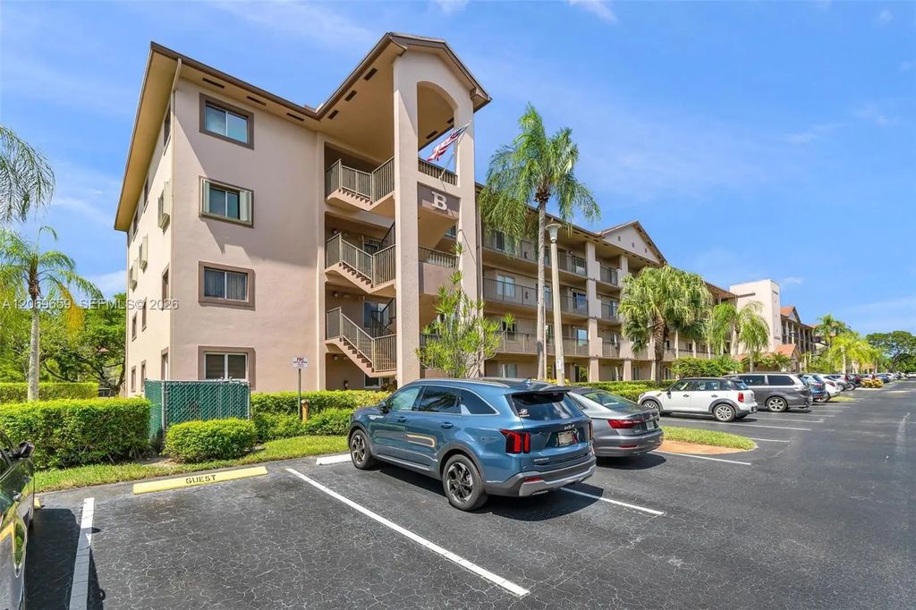12651 Sw 16th Court #304b, Pembroke Pines