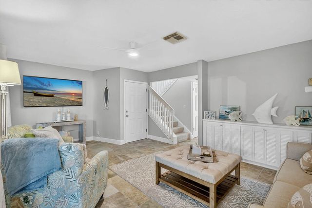 950 S Kanner Hwy Th-129 Highway #129, Stuart